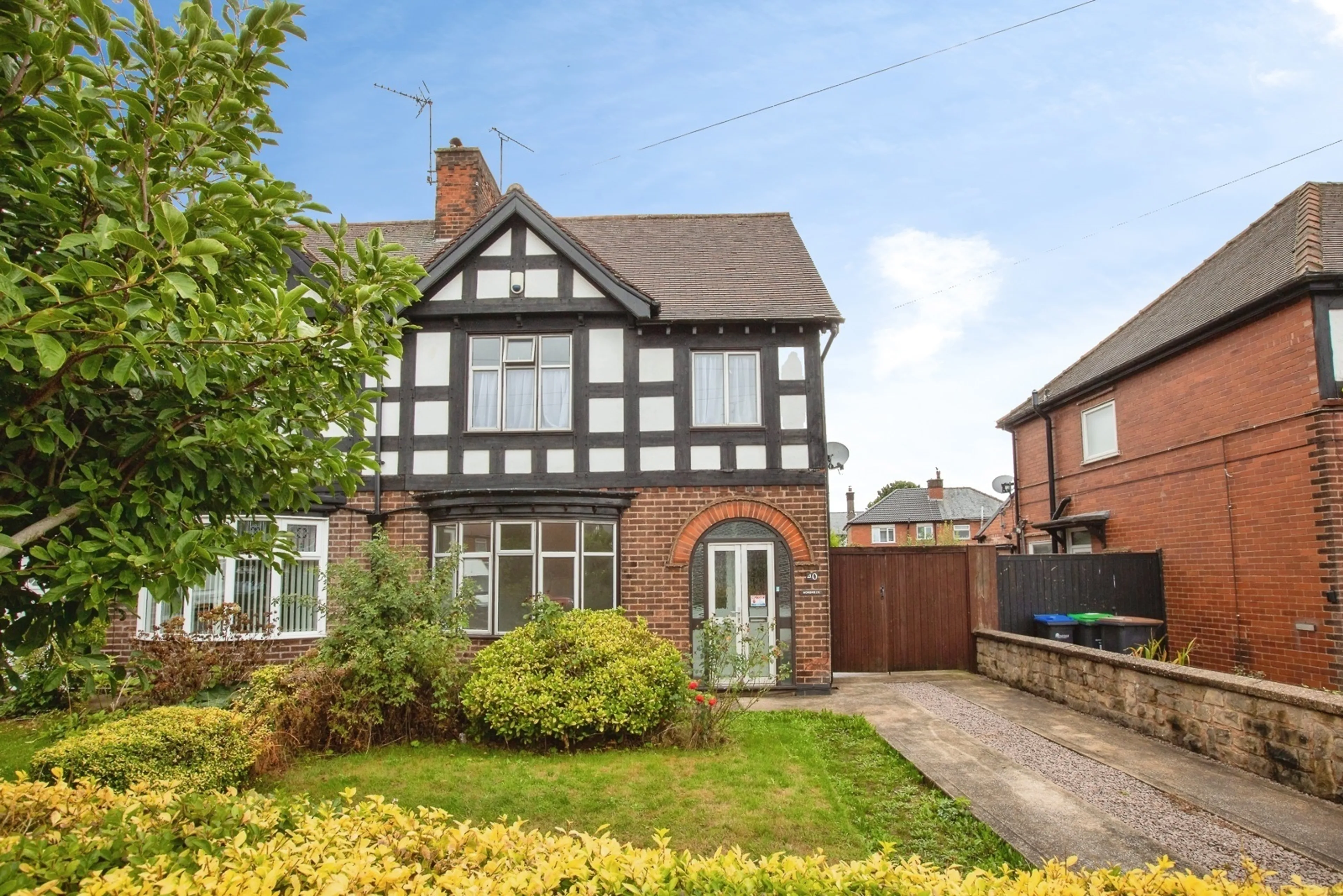 Property photo 0