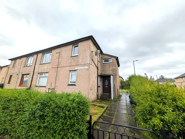 Carmuirs Street, Camelon, Falkirk, FK1