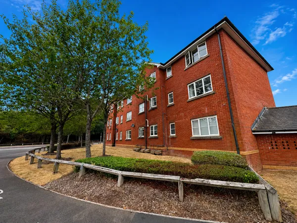 Lewis Crescent, Clyst Heath