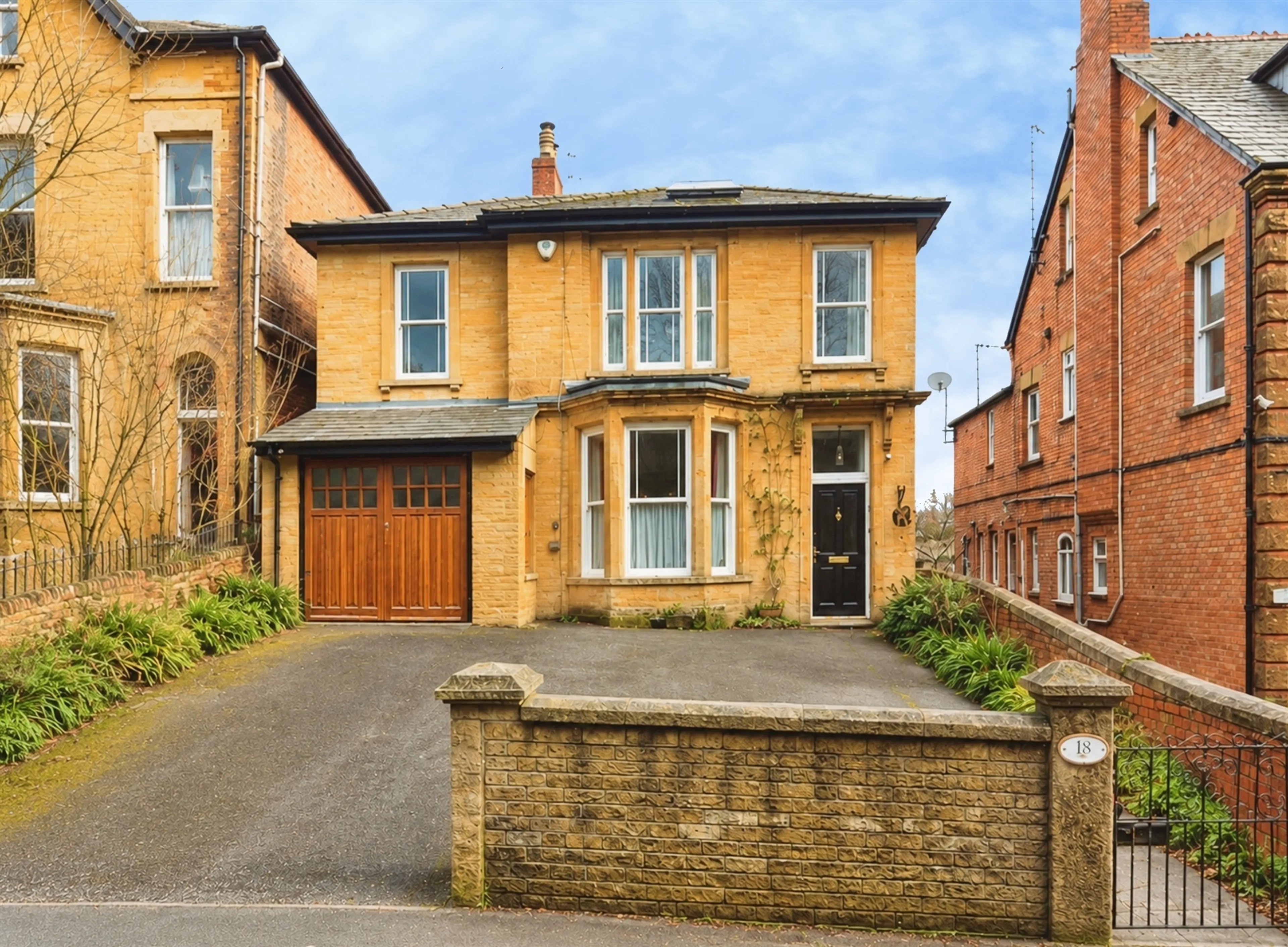 Property at Hendford Hill, Yeovil
