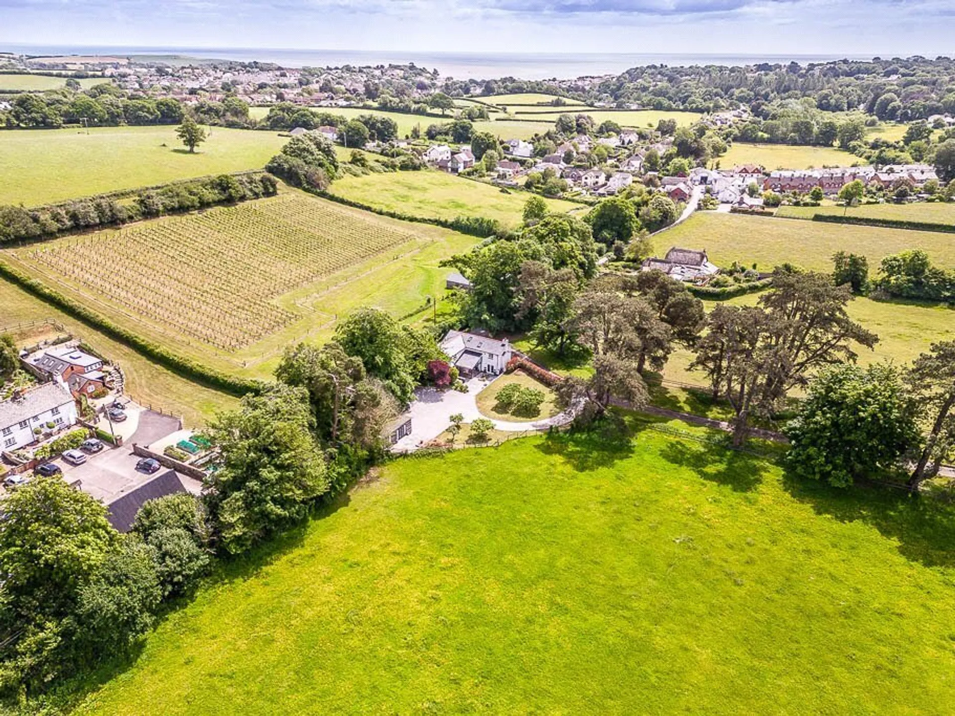 Property photo top 1