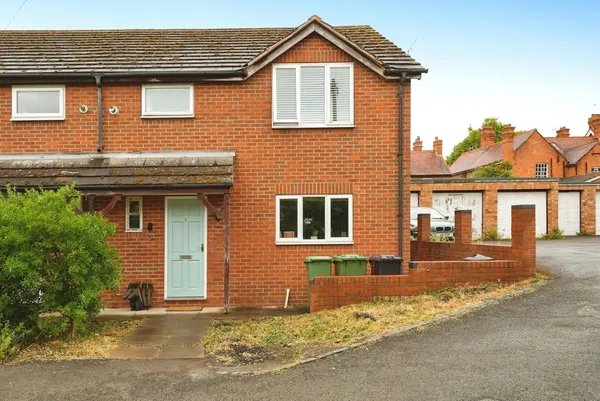 Sandringham Close, Evesham, ErshireWo...