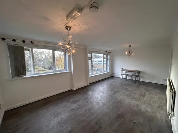 Daventry Grove, Quinton