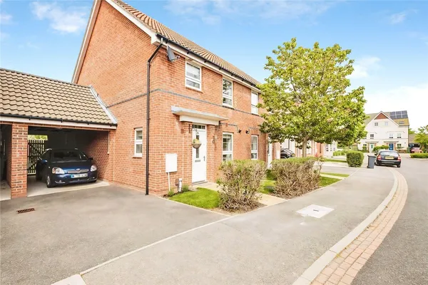 Quicksilver Street, Worthing, BN13