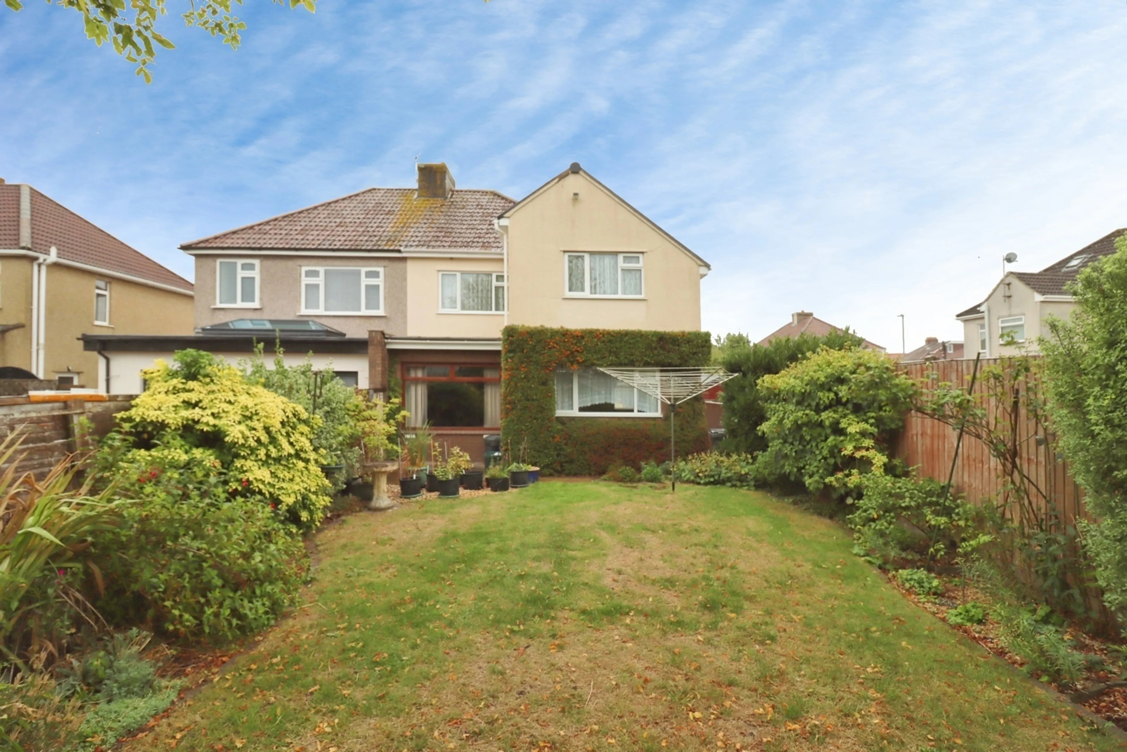 Property photo 0