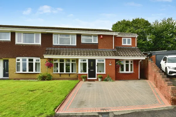 Dorridge Grove, Newcastle, Staffordsh...