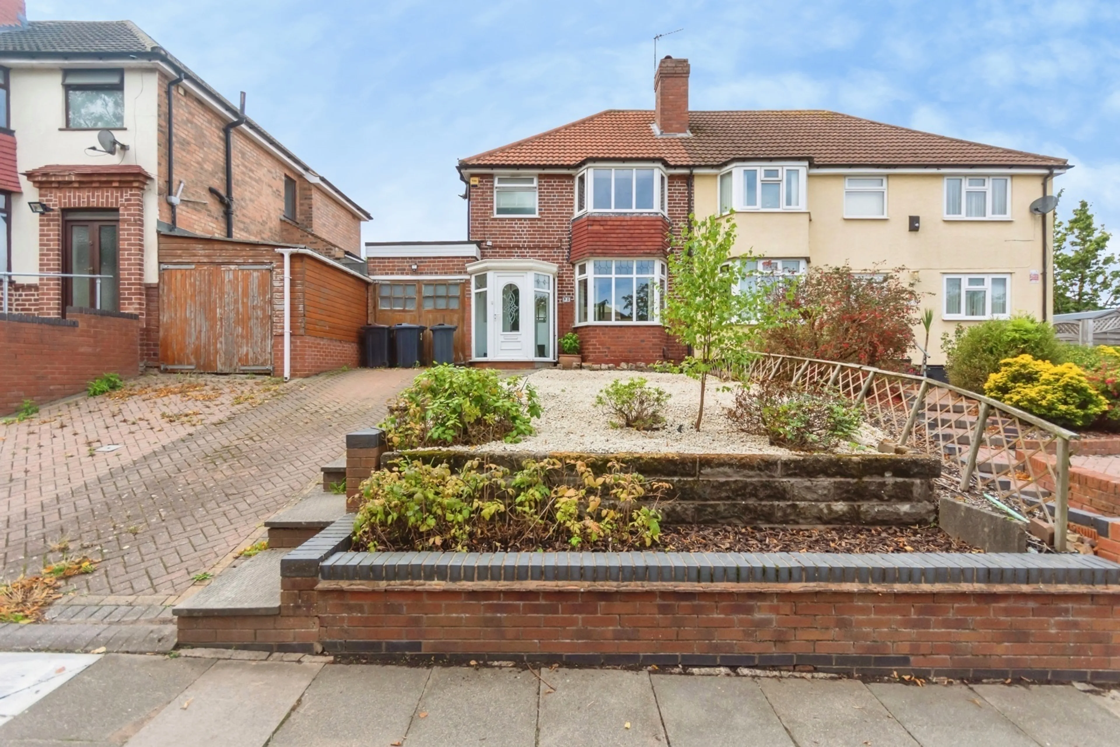 Property photo 0