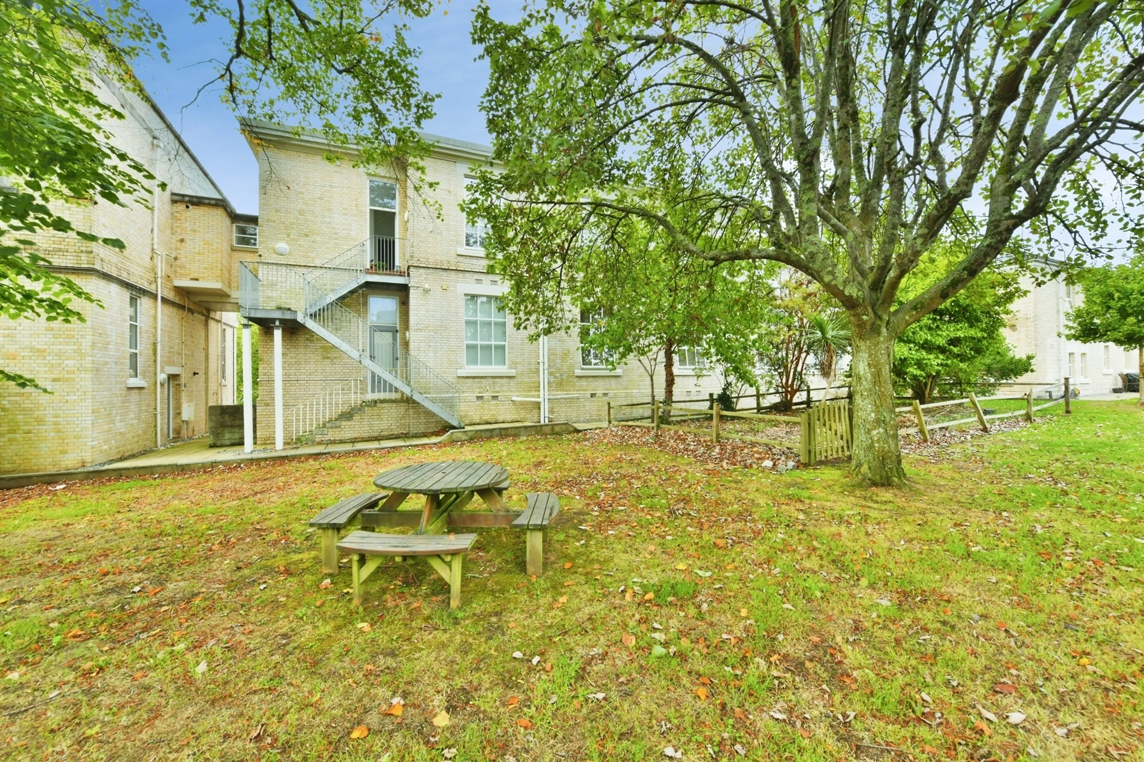 Property photo 22