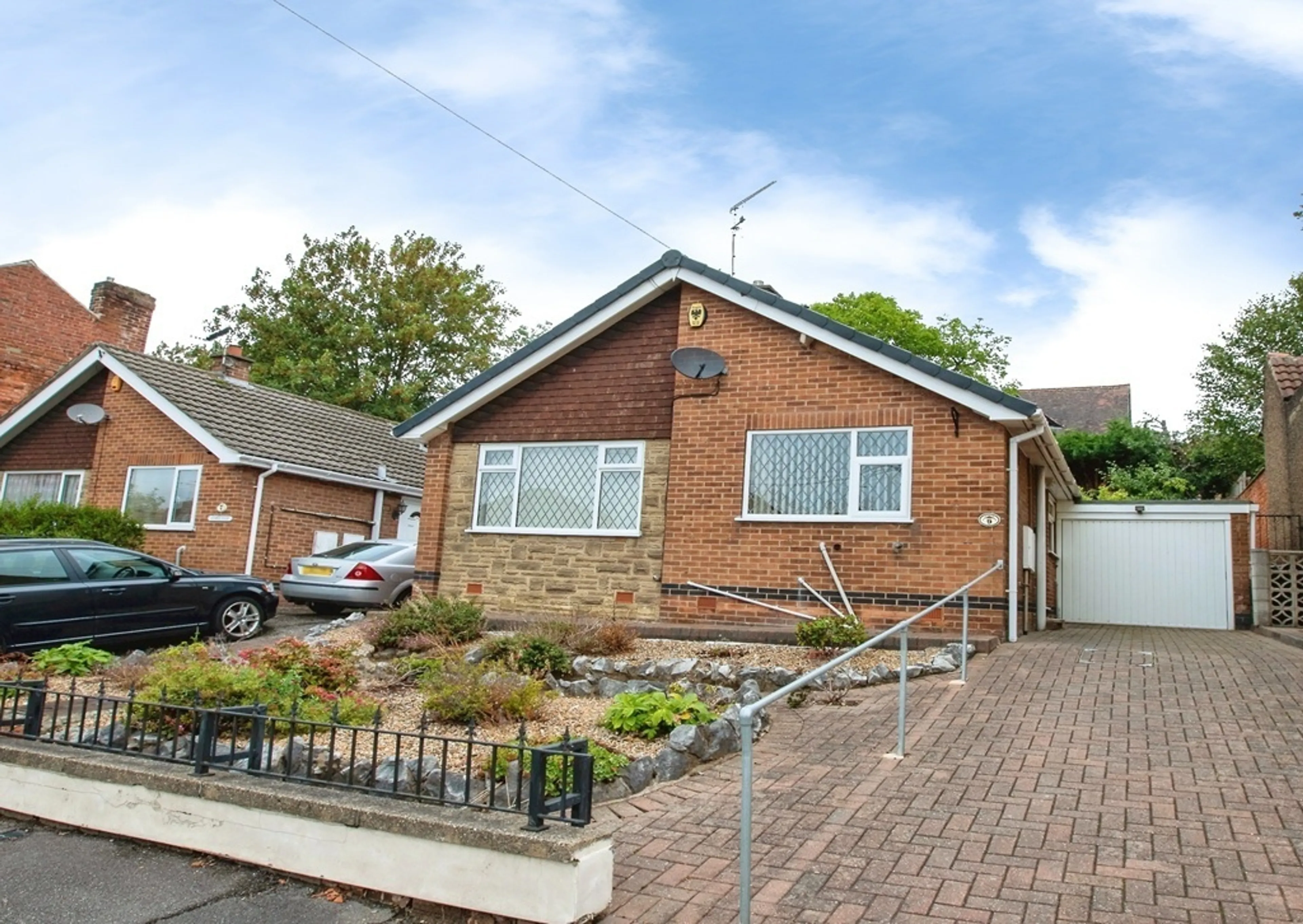Property photo 0