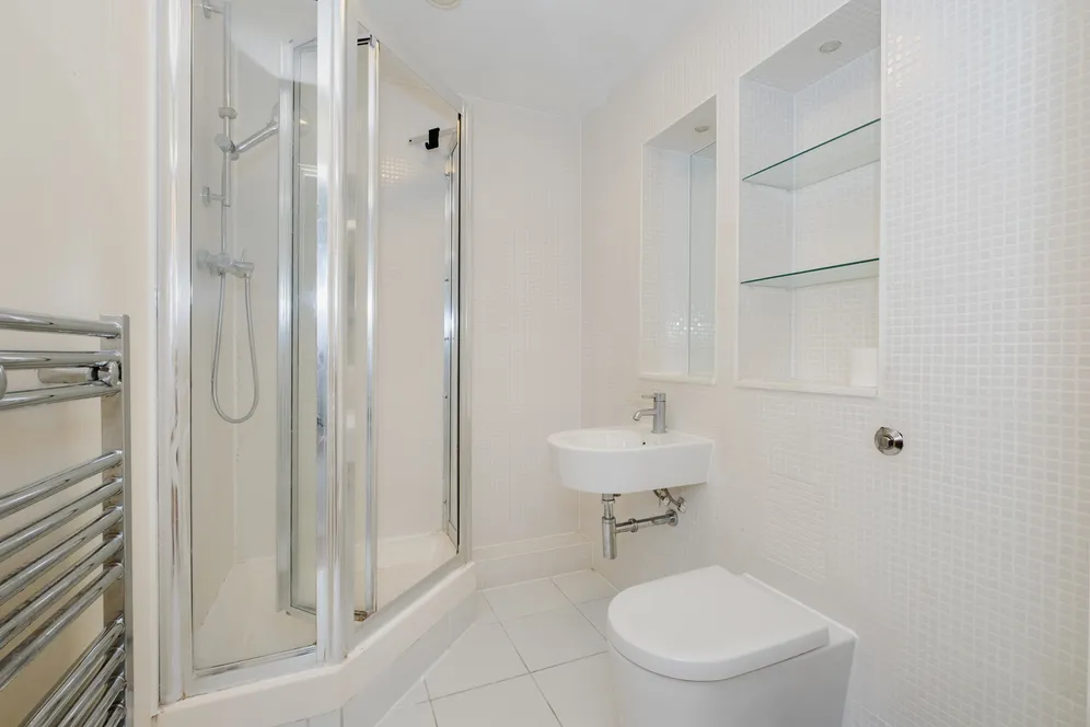 Drayton Park, London, N5 photo 12
