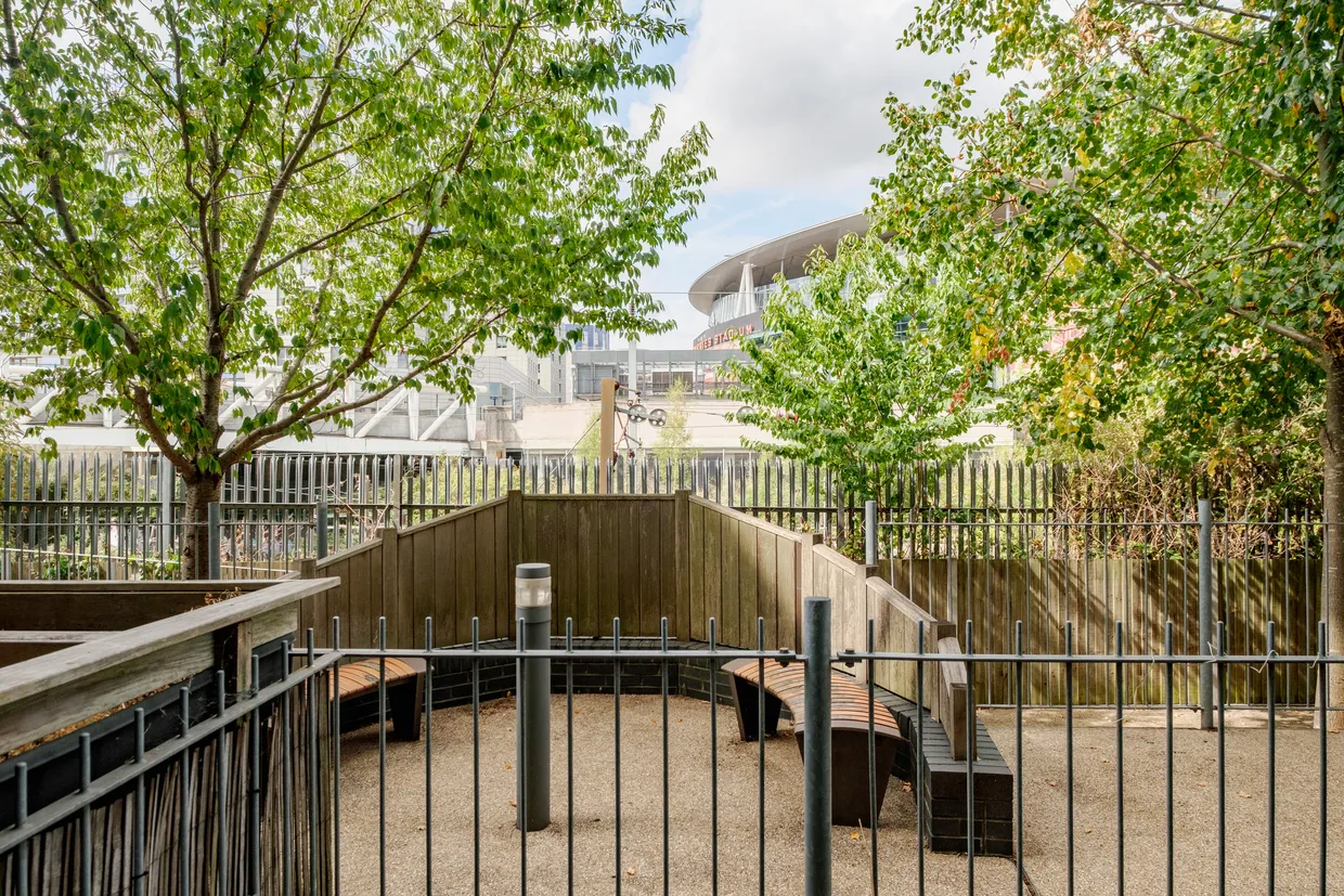 Drayton Park, London, N5 photo 14