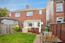 Holes Lane, Knottingley