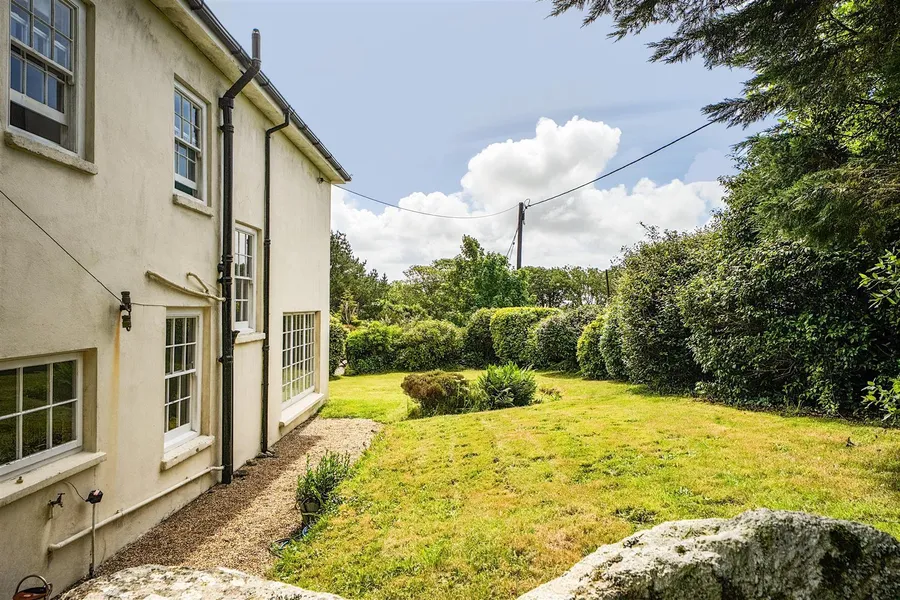 Property Image 35