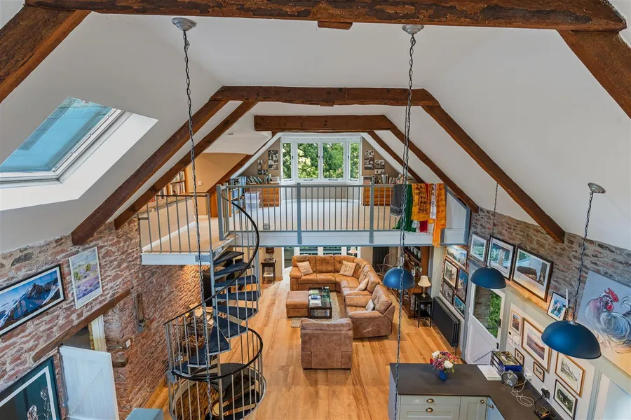 Property Image 38
