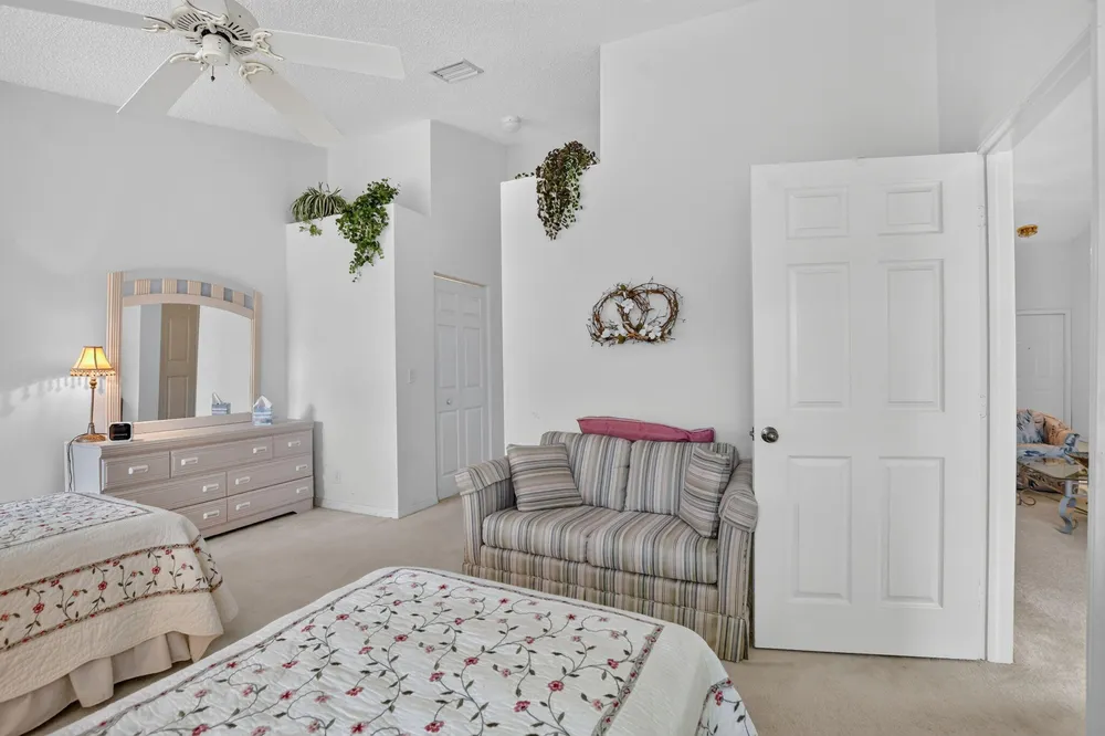 8100 Via di Veneto, Boca Raton, FL 33496