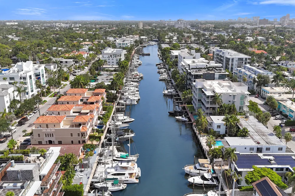 210 Hendricks Isle, Fort Lauderdale, FL 33301