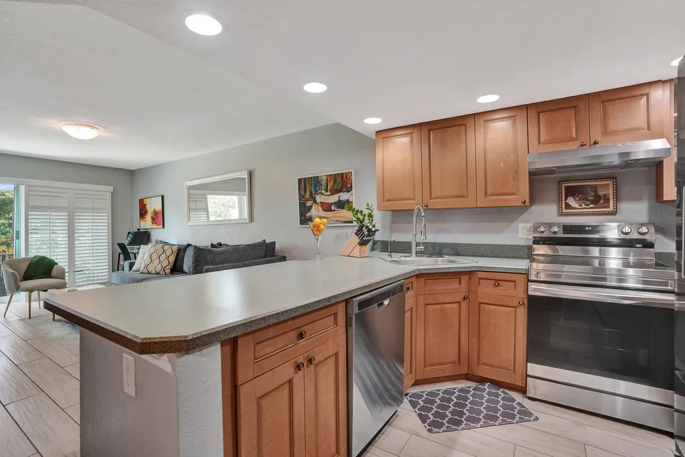 3004 NE 5th Terrace, Wilton Manors, FL 33334
