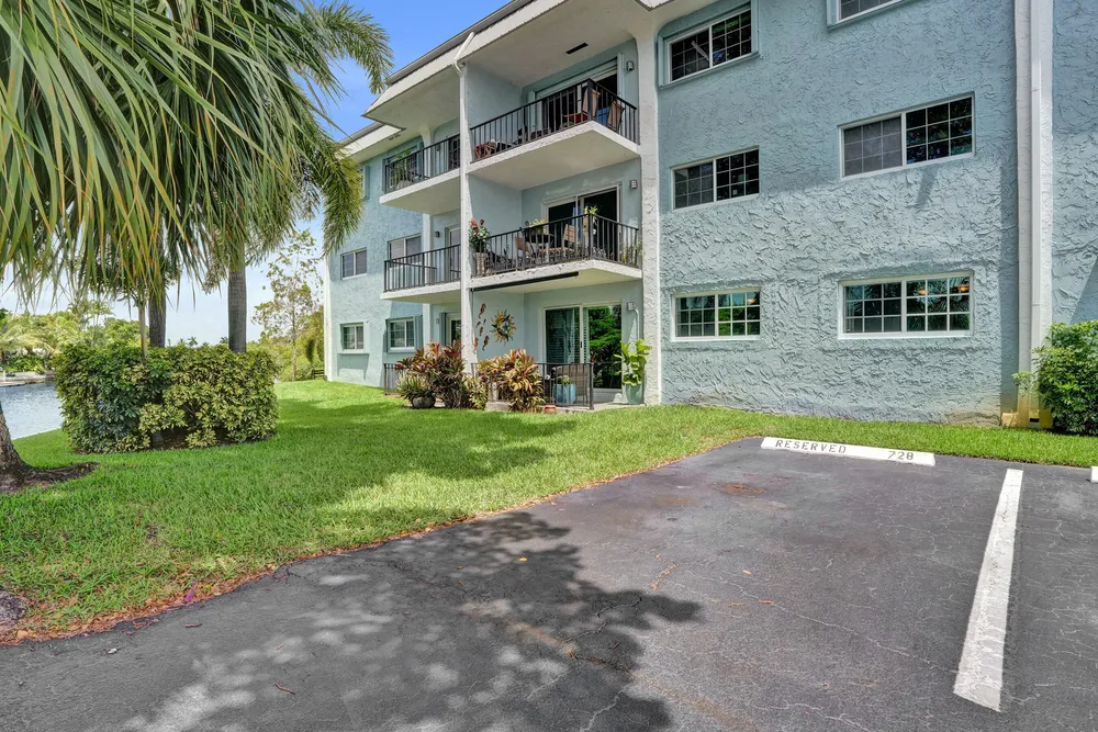 3004 NE 5th Terrace, Wilton Manors, FL 33334