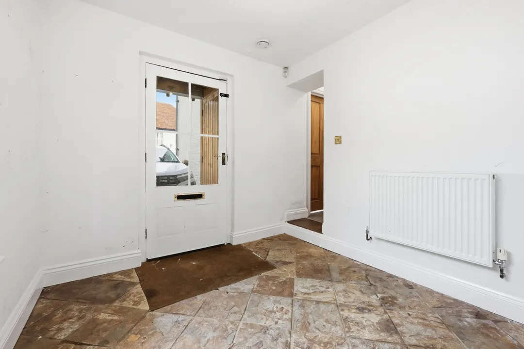 https://mr0.homeflow-assets.co.uk/files/photo/image/48250/8002/_x_/23218_cbea_1119043604_IMG_14.jpg