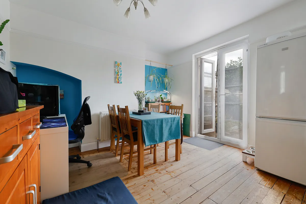 Hevers Avenue, Horley, Surrey, RH6