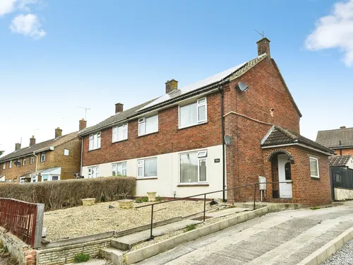 Oaksey Road, SWINDONphoto