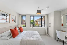 Fallsbrook Road, London