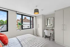 Fallsbrook Road, London