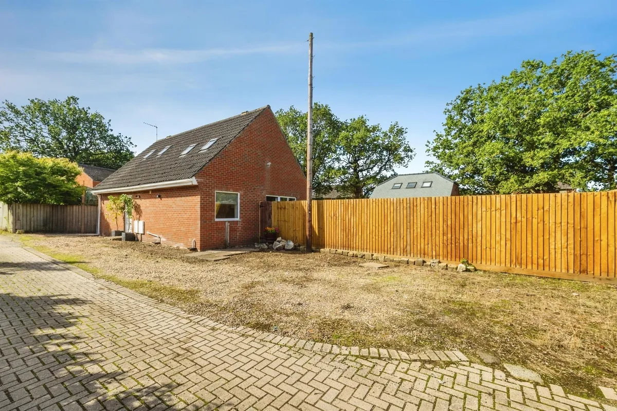 Newark Road, North Hykeham, Lincoln