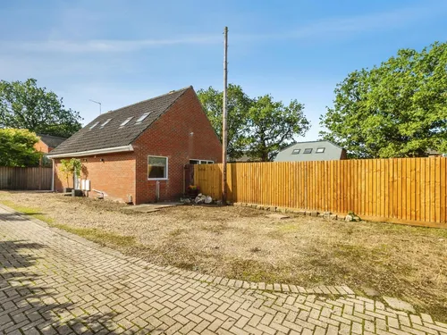 Newark Road, North Hykeham, Lincolnphoto