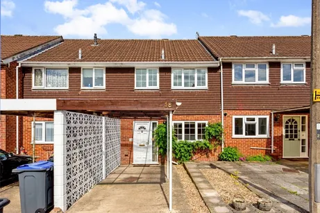 Savernake Court Marlborough SN8