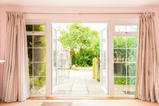 Savernake Court Marlborough SN8 photo 3