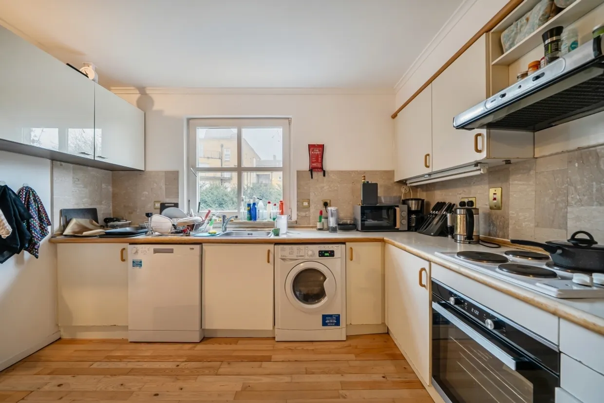 Queen Of Denmark Court, Rotherhithe, SE16 photo 3