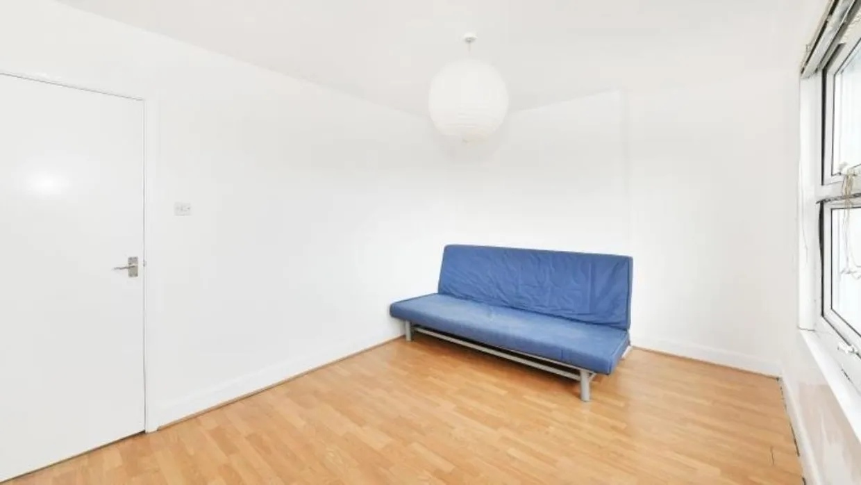 Palmerston Road London N22 photo 6