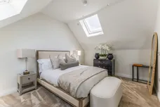 Medland Close Cranleigh GU6 photo 5