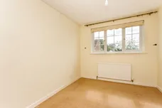 Savernake Court Marlborough SN8 photo 7