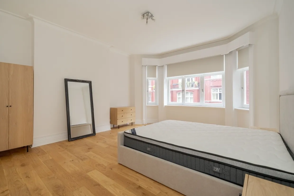 Hyde Park Mansions Cabbell Street NW1 photo 8