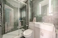 Trevelyan Court Windsor SL4 photo 9