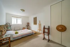 Windmill Road, SW19 photo 11