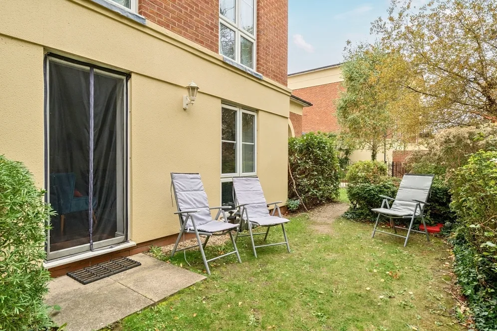 Trevelyan Court Windsor SL4 photo 13