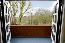 Windmill Road, SW19 photo 16