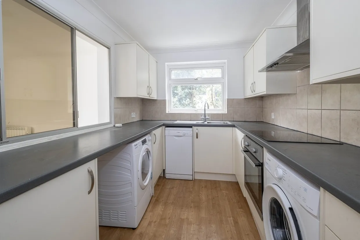 Denmark Avenue Wimbledon SW19 photo 2