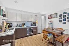 Tewkesbury Road, London