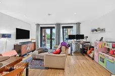 Tewkesbury Road, London