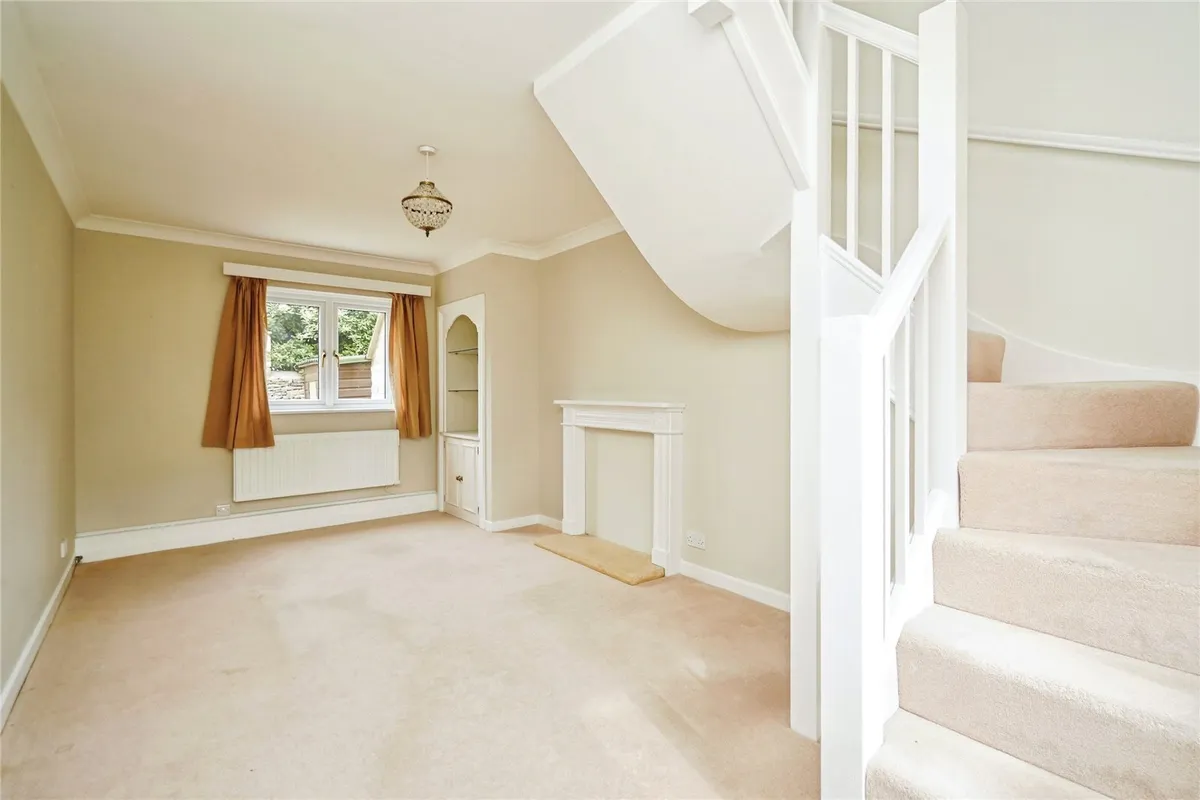 Sylvester Close, Burford, Oxfordshire, OX18
