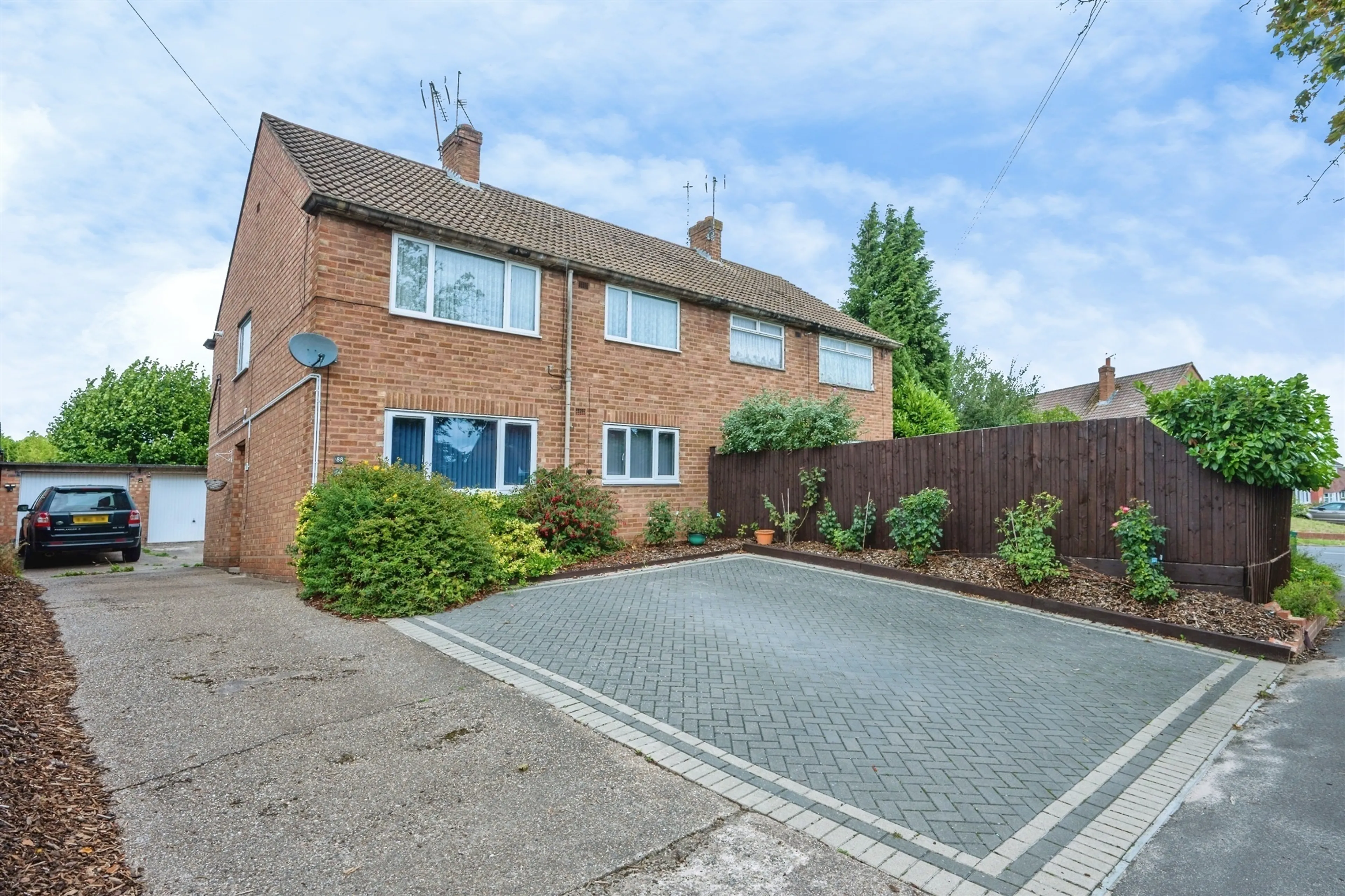 Property at Oakenshaw Road, Redditch