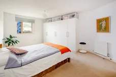 Clock View Crescent, London, N7 photo 6