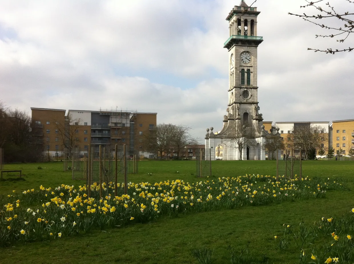 Clock View Crescent, London, N7 photo 24