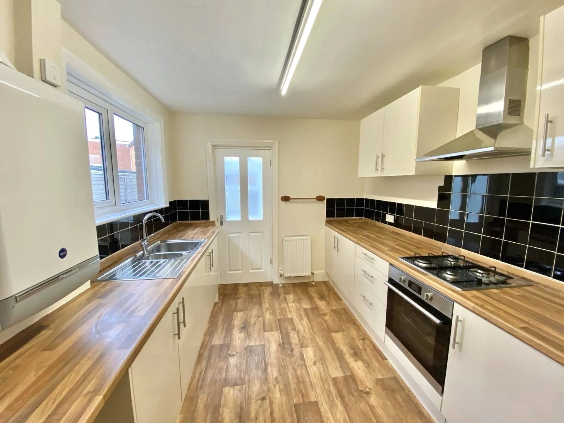 Property photo top 0