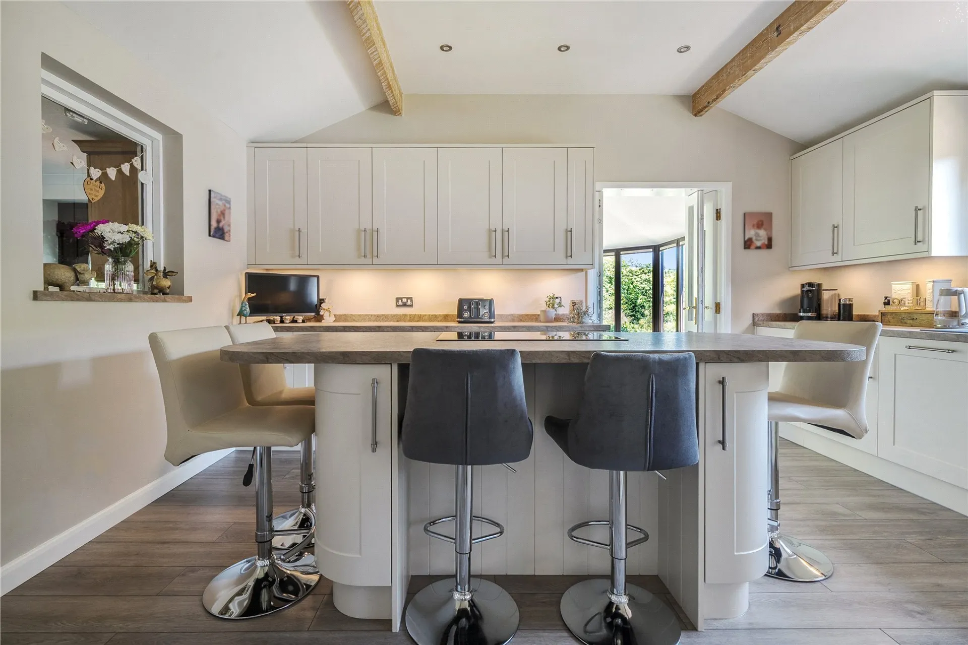 Property photo top 3