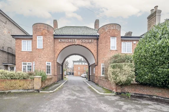 Knights Park Kingston Upon Thames KT1